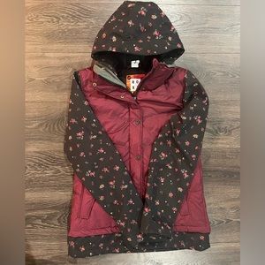 Roxy snowboarding jacket - women’s size L never worn